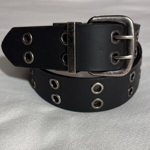 Stylish Black Belt with Silver Accents